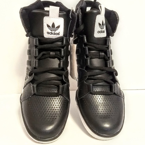 NWT Adidas "ORIGINALS " shoes Basketball athletic RETRO RARE Men 8 black white - Picture 1 of 4